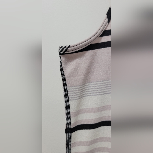 Lululemon Cool Racerback 6 - Picture 4 of 6